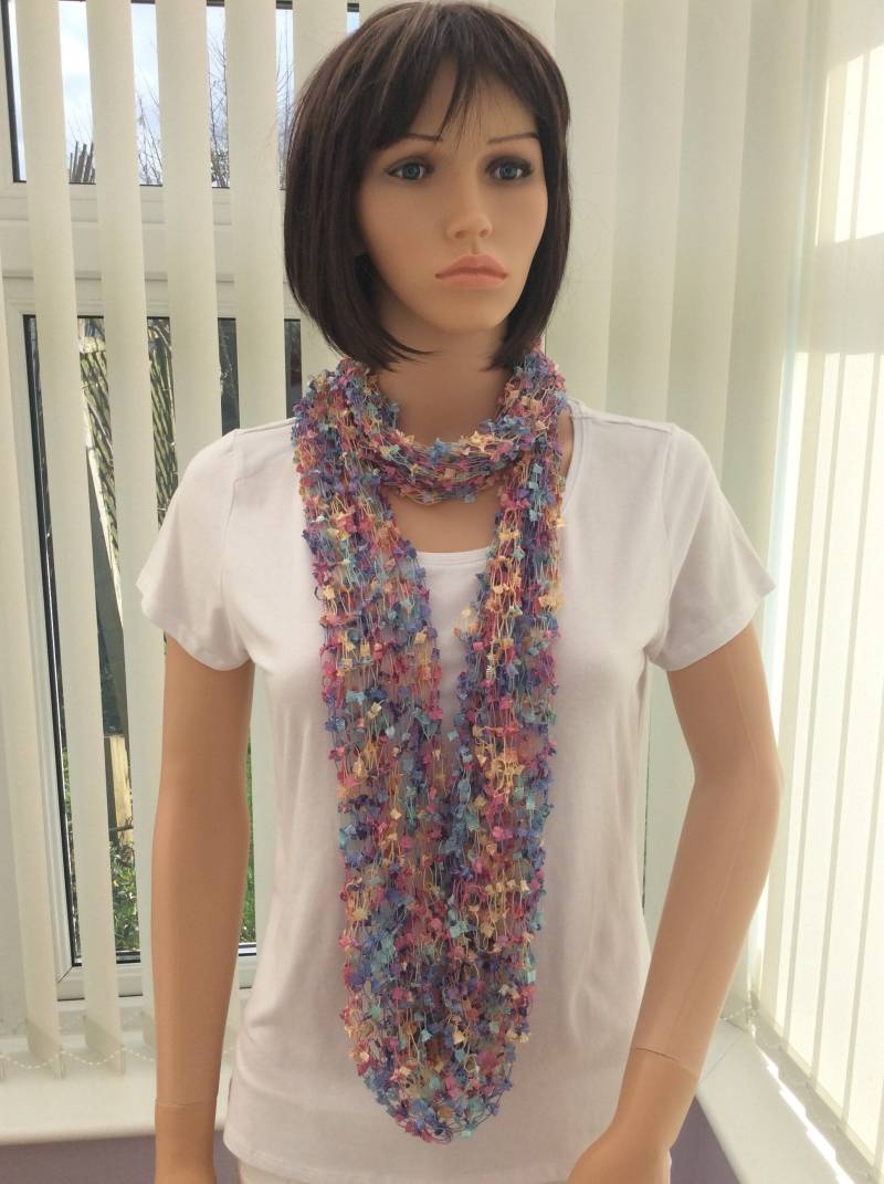 Regenbogen Infinity Schal Mehrfarbiger Shrug Wrap, Smart Accessoire Regenbogen Infinity Schal Mehrfarbiger Shrug Wrap, Smart Accessoire von KelebekStyles