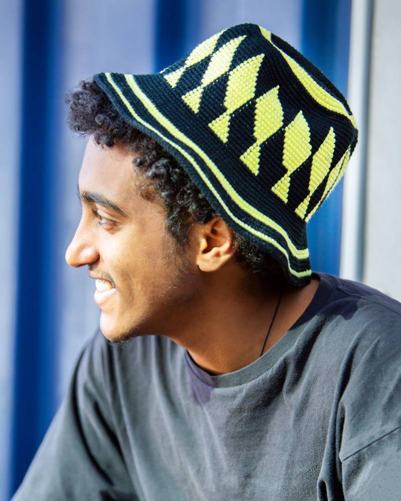 Handgemachte Konso Häkelmütze Aus Schurwolle Und Schwarzer Wollmischung von KelemShop