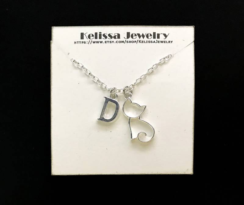 Katzen Halskette Hell Versilbert Personalisierte Anfangskarte Geschenk Katzen Halskette Hell Versilbert Personalisierte Anfangskarte Geschenk von KelissaJewelry