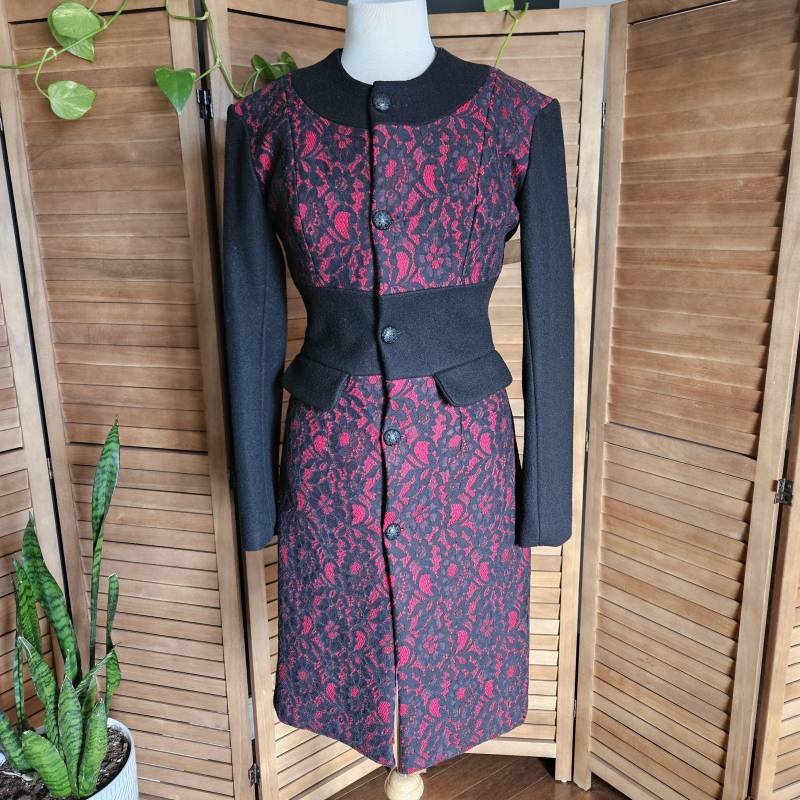 xs Rot-Schwarzer Wollmantel xs Rot-Schwarzer Wollmantel von KellyMaddenClothing