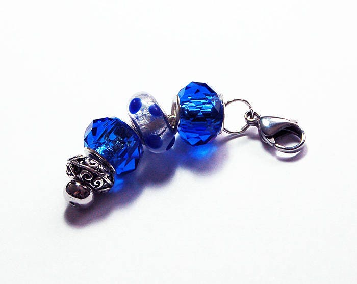 Blauer Pünktchen Perlen Zipper Charm, Süßer Reißverschluss Rucksack Geldbeutel Hübscher Charm Für Sie | 8465 von KellysMagnets