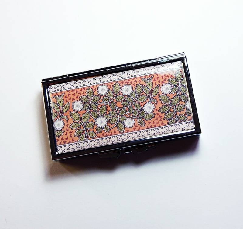 Blumen 7 Tage Pillendose in Grün Und Orange, Für Geldbörse, Vintage Muster, Geschenk Sie von KellysMagnets