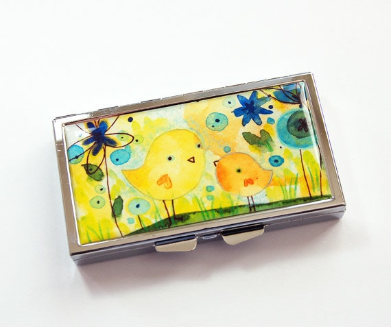 Reise Pillendose, Blumen & Vogel Design 7 Tage Pillendose Für Geldbörse, Pillenbehälter in Gelb | 3813 von KellysMagnets