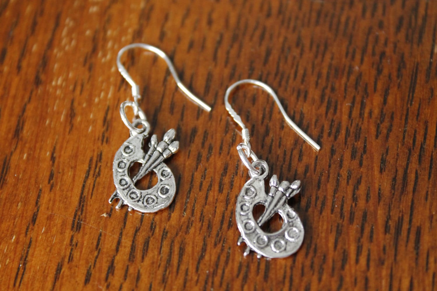Farbe Palette Ohrringe, Zierliche Künstler Pinsel, Kunst Sterling 925 Haken Ohrringe Farbe Palette Ohrringe, Zierliche Künstler Pinsel, Kunst Sterling 925 Haken Ohrringe von KelseysPatch
