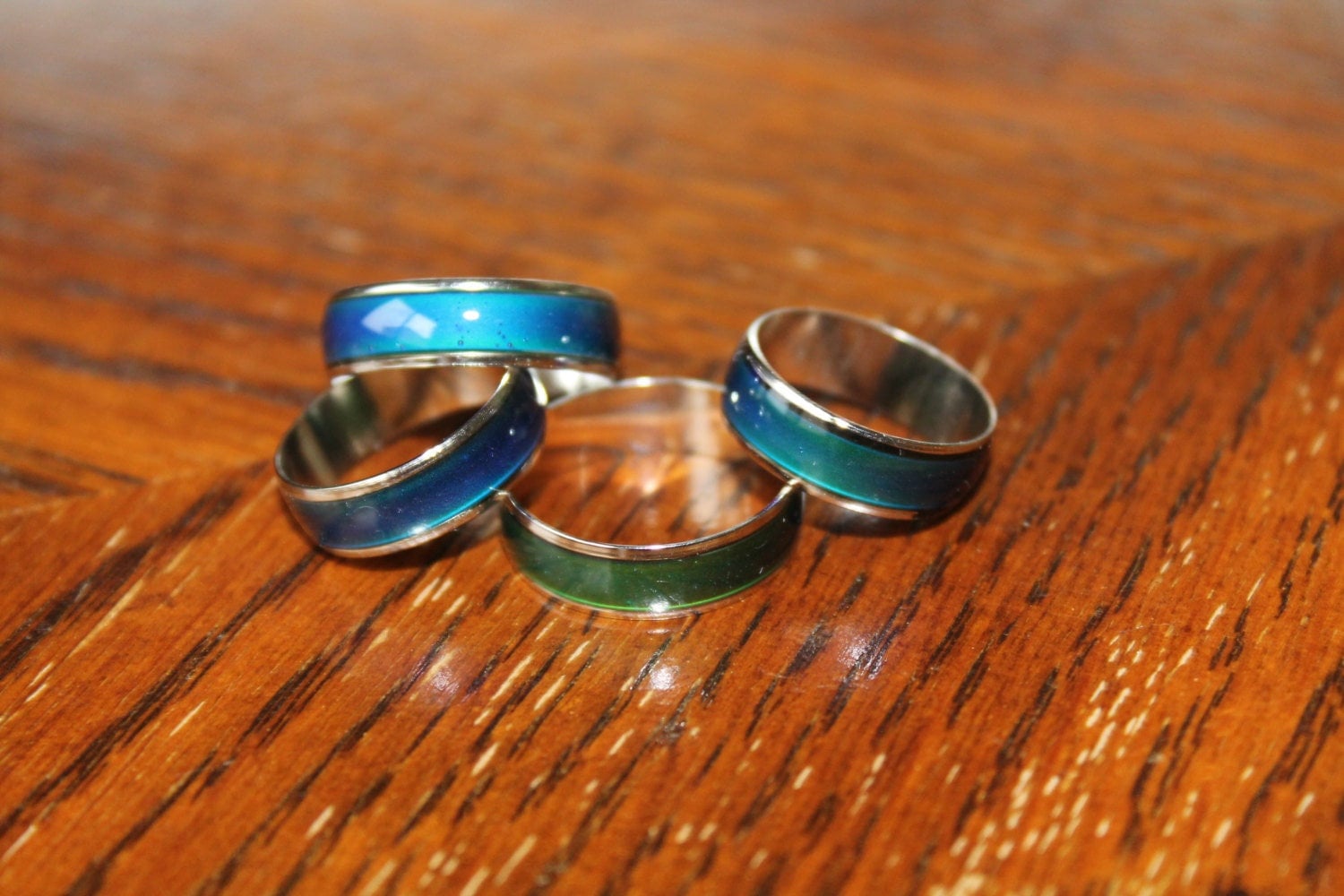 Retro 90Er Stimmungsring, Farbempfindlich, Vintage Bandring, Neuheit Schmuck Retro 90Er Stimmungsring, Farbempfindlich, Vintage Bandring, Neuheit Schmuck von KelseysPatch