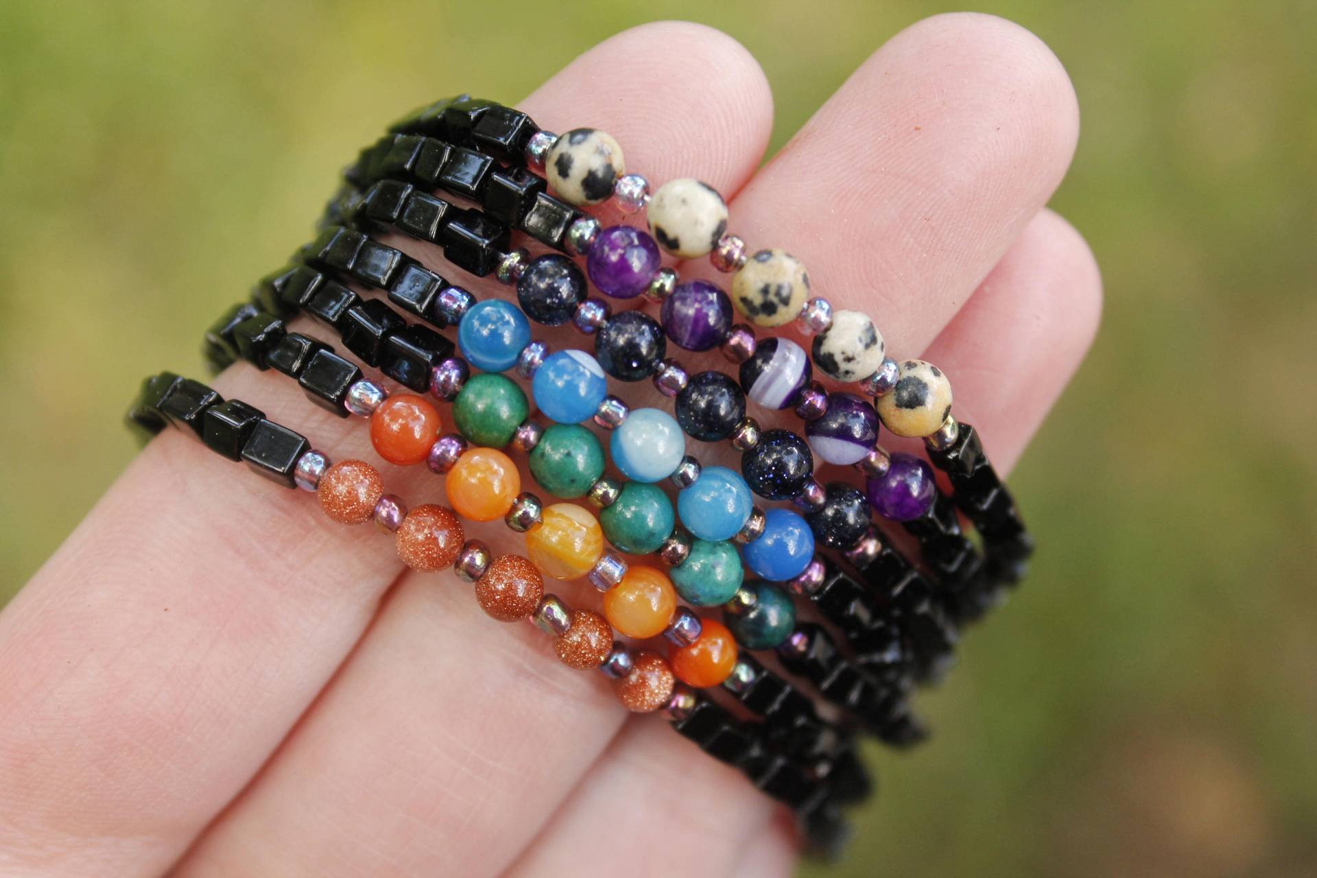 Zierliche Edelstein Perlen Armbänder, Goldstone, Achatarmband, Jaspis Armband, Chakra-Armbänder, Edelsteinperlen, Toggle Armband Zierliche Edelstein Perlen Armbänder, Goldstone, Achatarmband, Jaspis Armband, Chakra-Armbänder, Edelsteinperlen, Toggle Armband von KelseysPatch