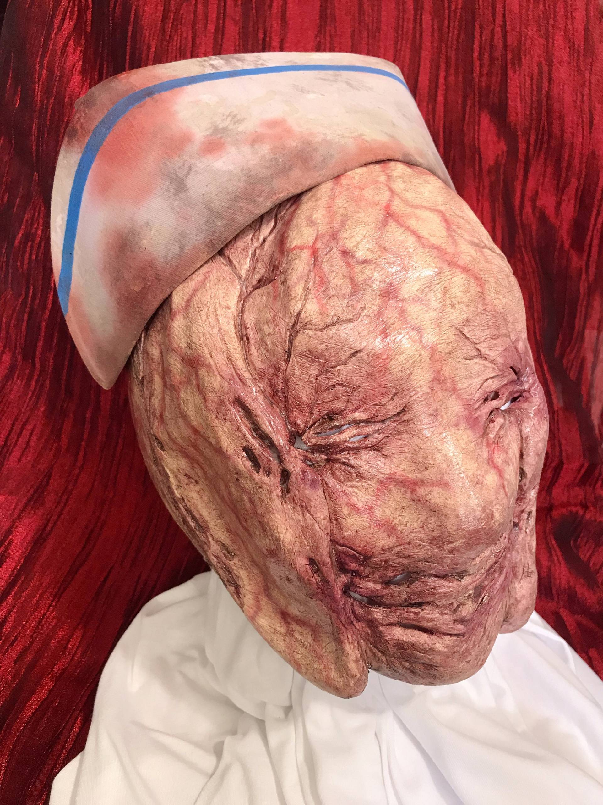 Silent Hill 2 Bubble Oberschwester Maske von Keltonfx