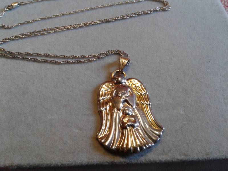 Gorham Sterling Duotone Gaurdian Engel Mit Diamant Anhänger An 24" Kette, 925 von KenPaulsTreasures