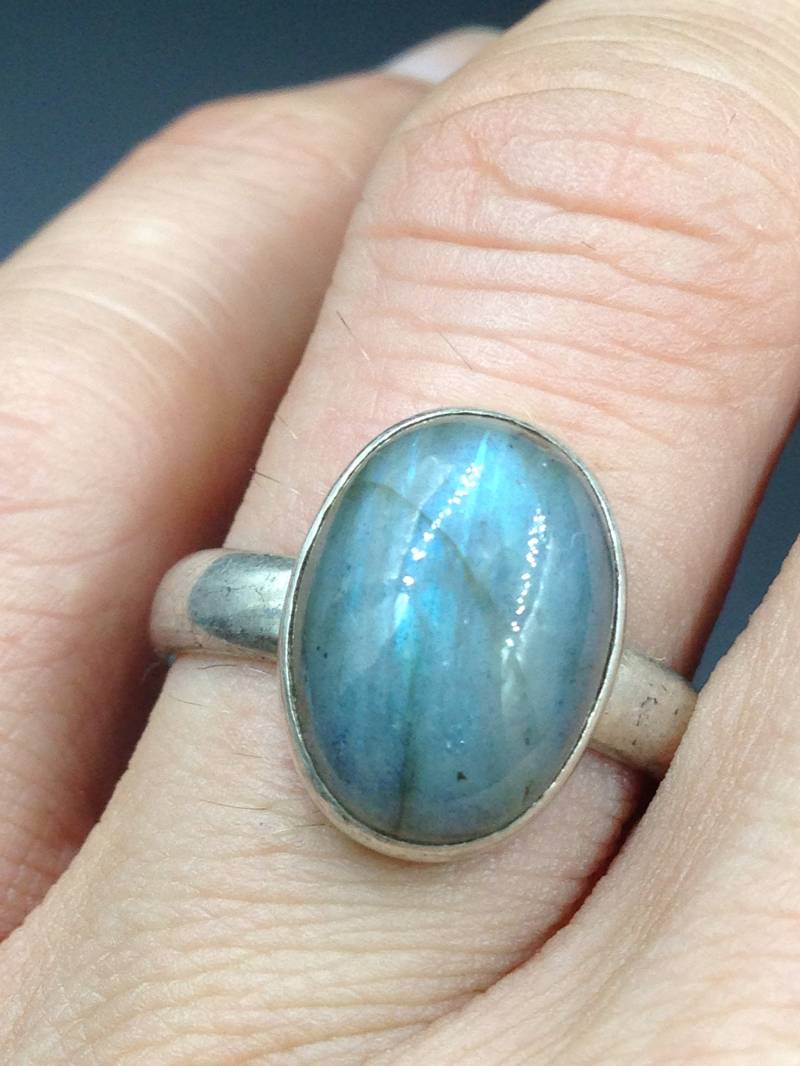 Labradorit Und Silber Ring Labradorit Und Silber Ring von KenazWayraJewellery