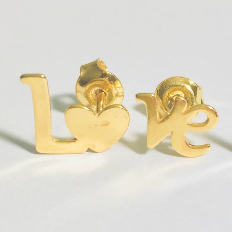 24K Gold Vermeil Ohrstecker Ohrringe, Love Post Ohrringe von KendalldelaVerne