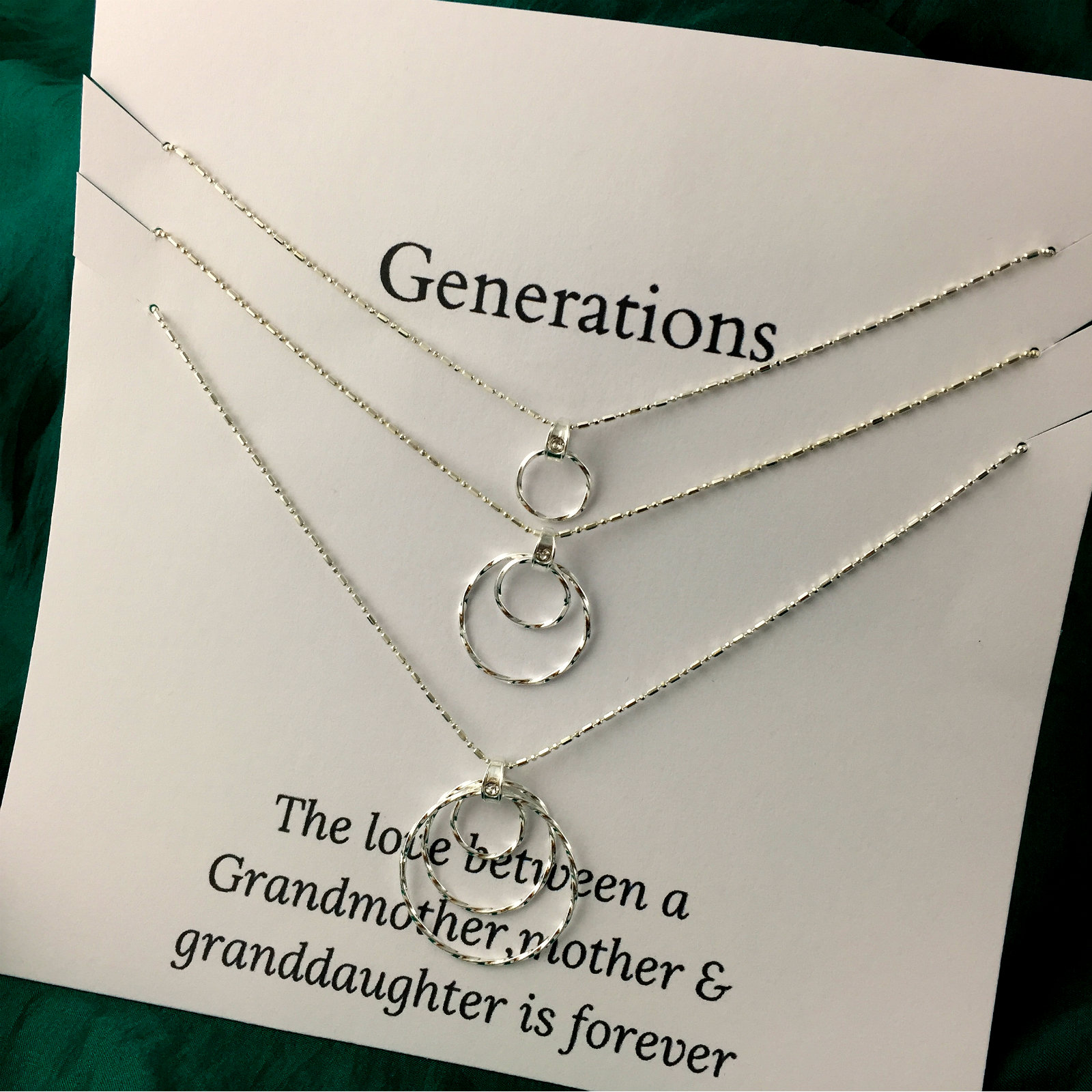 sterling Silber Drei Generationen Halskette Mutter, Tochter, Großmutter von KendalldelaVerne