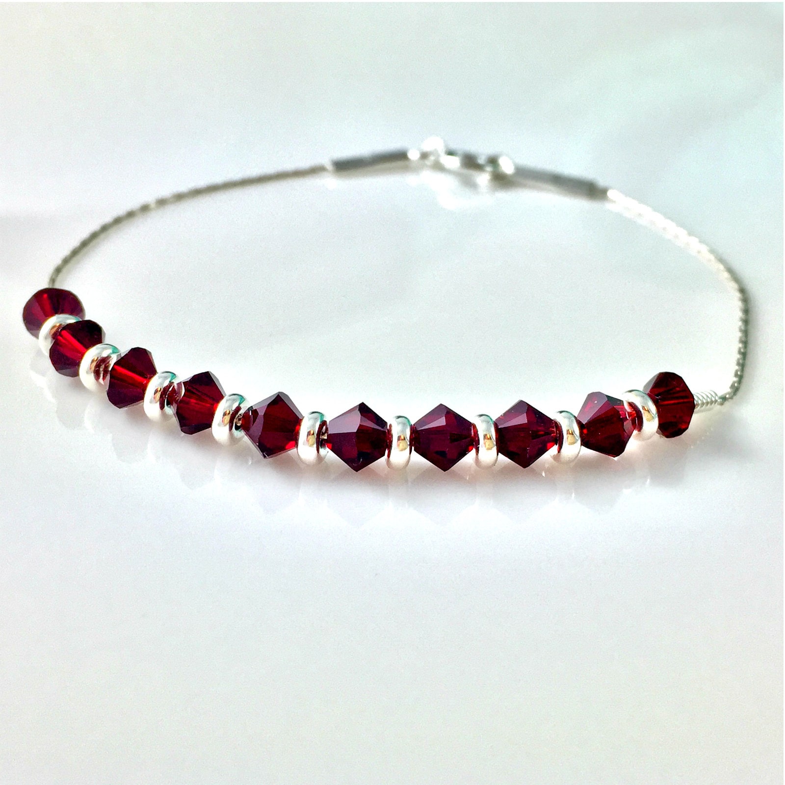 sterling Silber Swarovski Kristall Geburtsstein Armband - Januar von KendalldelaVerne