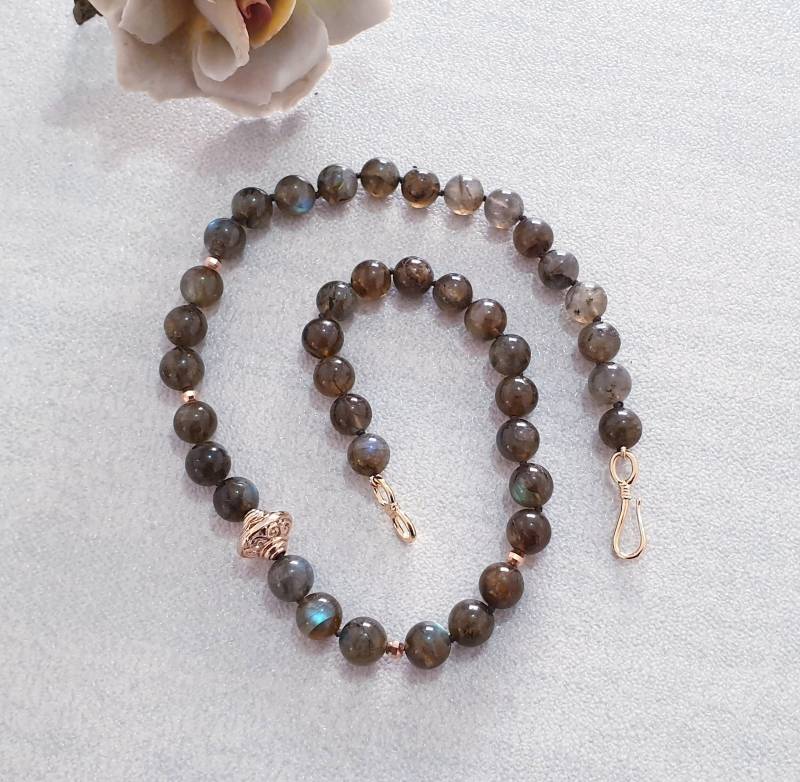Labradorit Gelbgold Geschnitzte Perlenkette, Edelsteinschmuck von KennariesJewellery