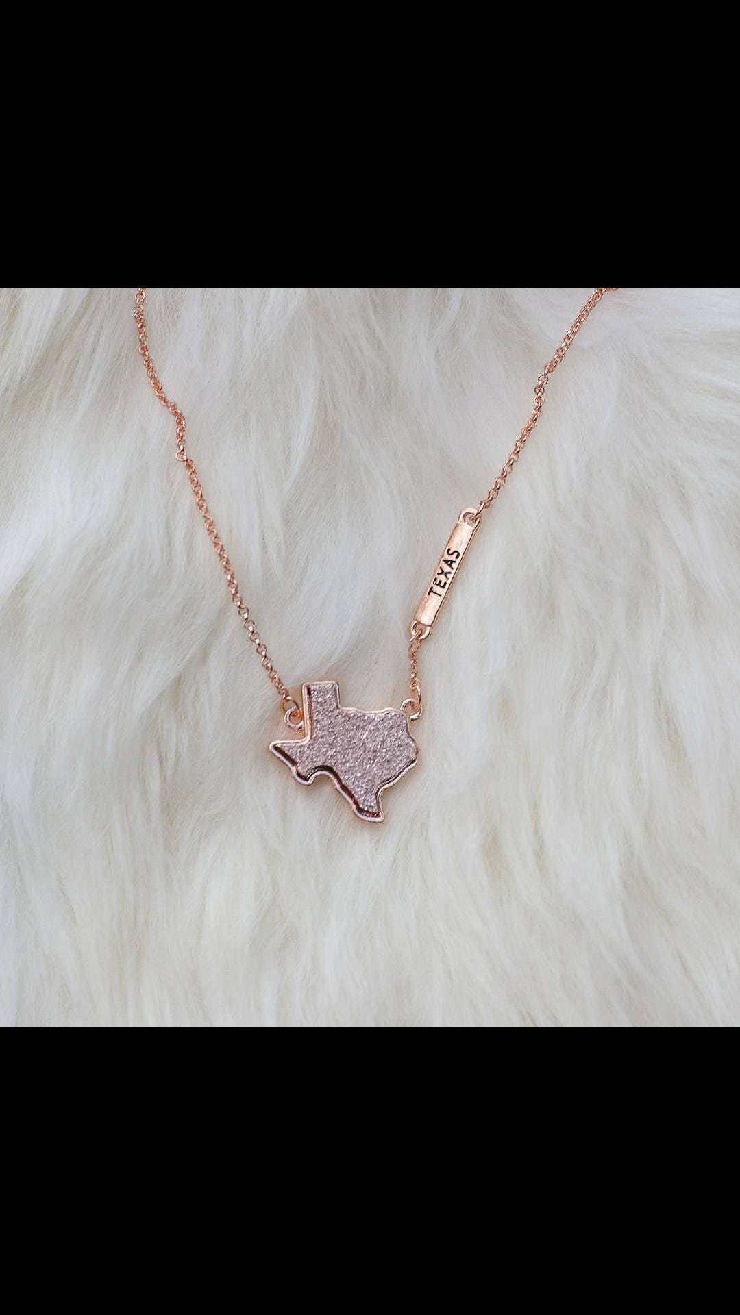 Rose Gold Texas Druzy Halskette, Zustand Tx Form Rose Halskette von KennedyCharm