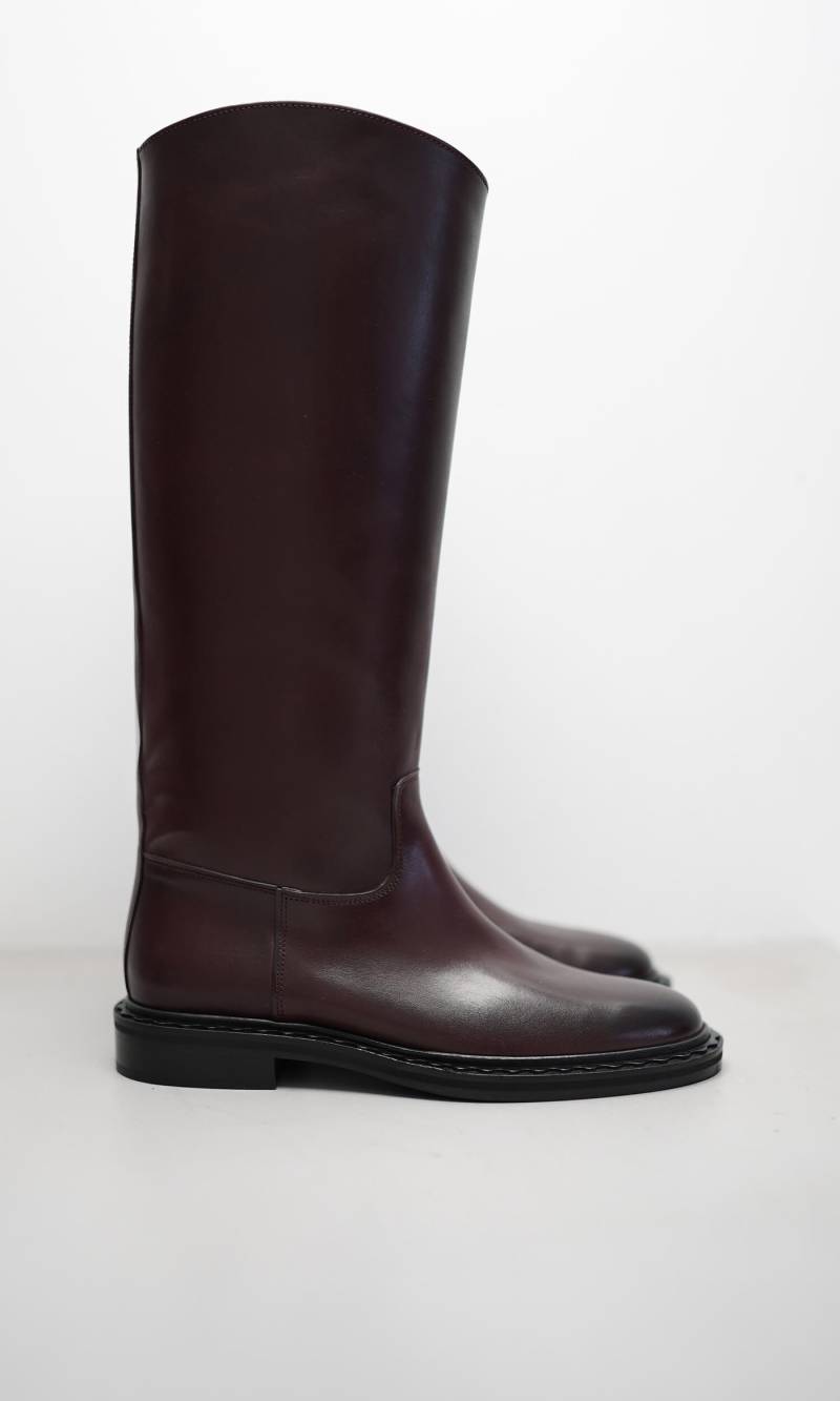 AMARI von Kennel & Schmenger