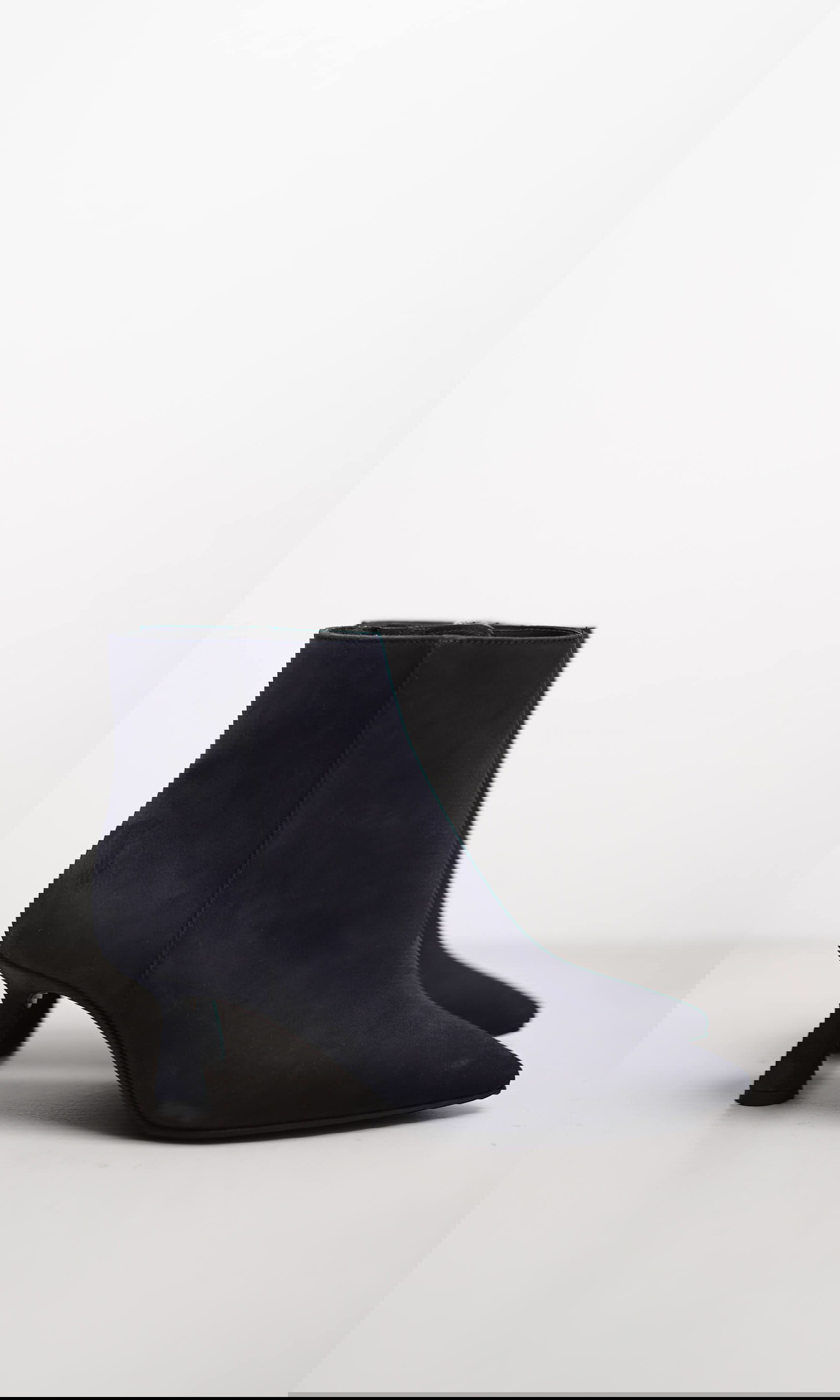 BELLA von Kennel & Schmenger