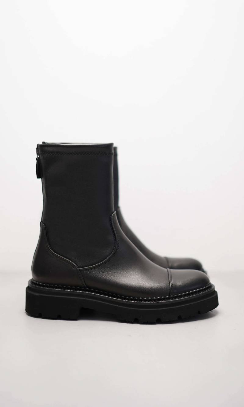 JACY von Kennel & Schmenger