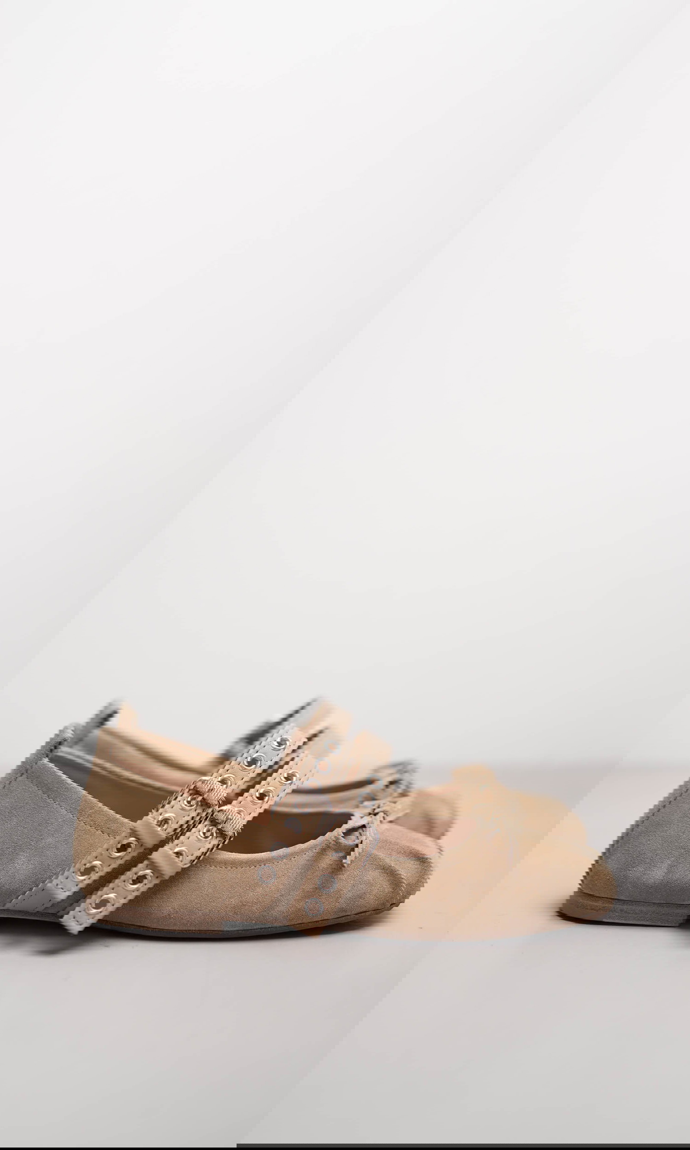 LOLA von Kennel & Schmenger