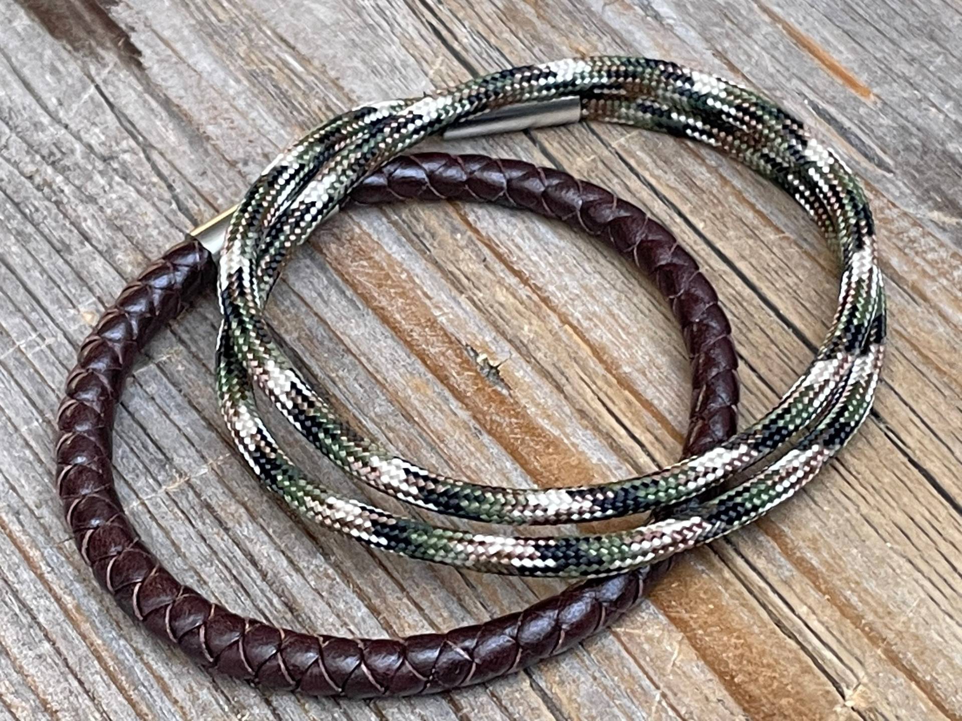 Paracord - Und Lederarmband, Camo-Kordel-Armband, Wickelarmband, Braunes Herren - Oder Frauenarmbänder, Herrenarmbänder Geschenkset von KennlyDesign