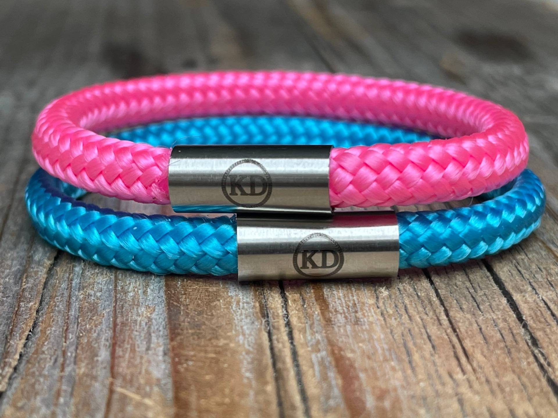 Personalisiertes Armband Für Kinder, Paracord Namensarmband, Jungen Oder Mädchen, Kinder Schmuck Geschenk von KennlyDesign