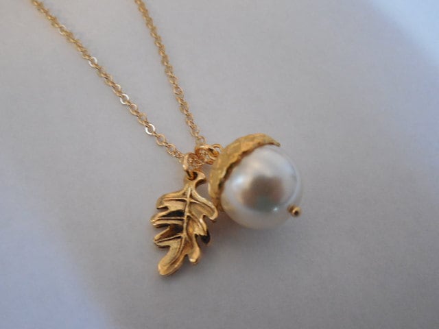 14K Gold Filled - Cremefarbene Eichel-Perlenkette von KeoniDesign