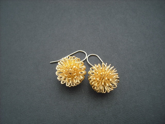 16 K Gelb Gold Löwenzahn Ohrringe von KeoniDesign