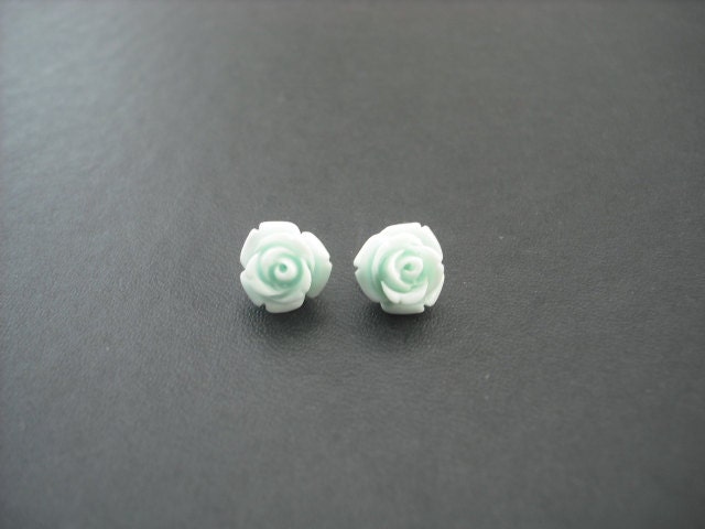 Baby Blue Rose Post-Ohrring von KeoniDesign