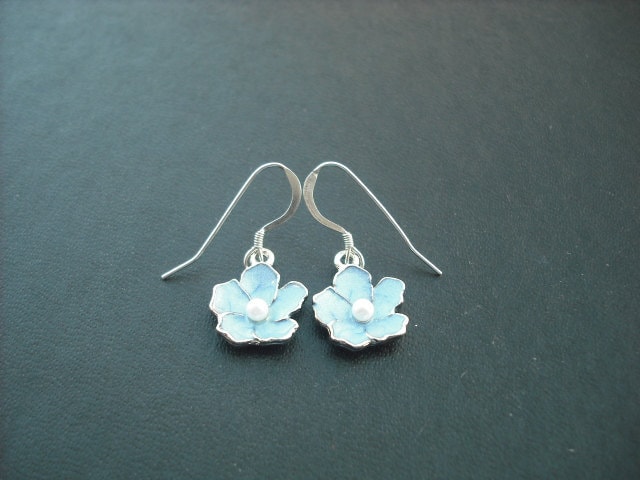 Capri Blaue Blumeohrringe - Drähte Sterling Silber Ohr von KeoniDesign