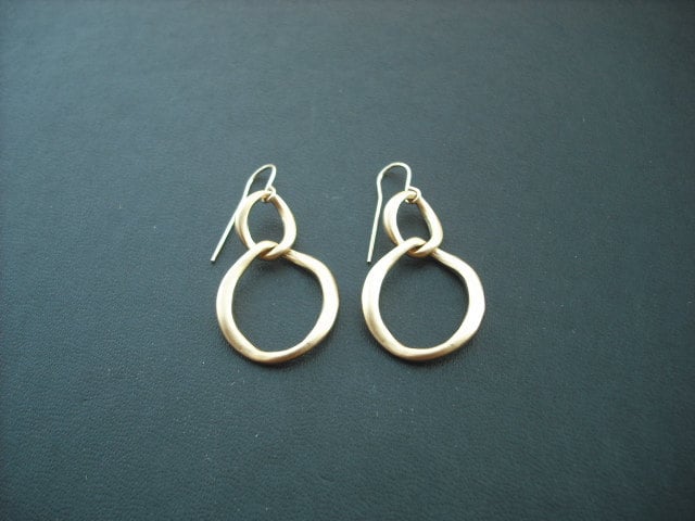 Doppel Panzerkette Link Ohrringe - Matt 16K Gold Überzogen von KeoniDesign