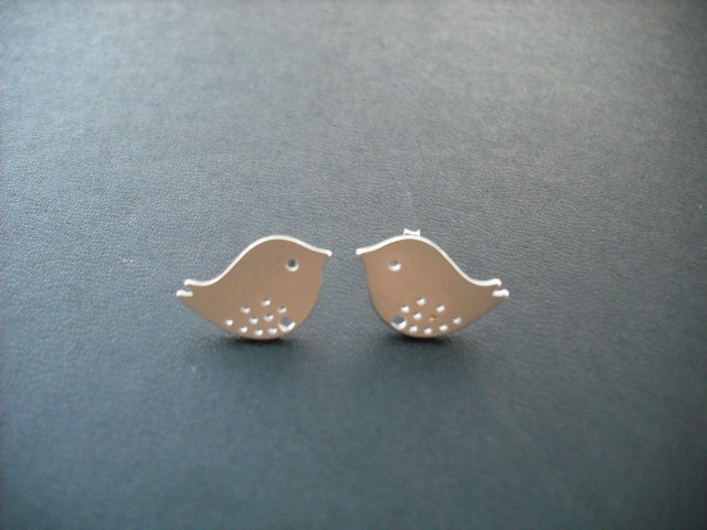 Liebe Vögel Post Ohrringe - Matt, Weiß, Vergoldet Und Sterling Silber von KeoniDesign