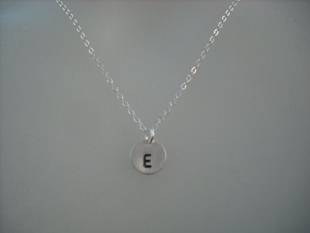 Personalisiert, Stempel Hand Erste Halskette - Sterling Silber von KeoniDesign