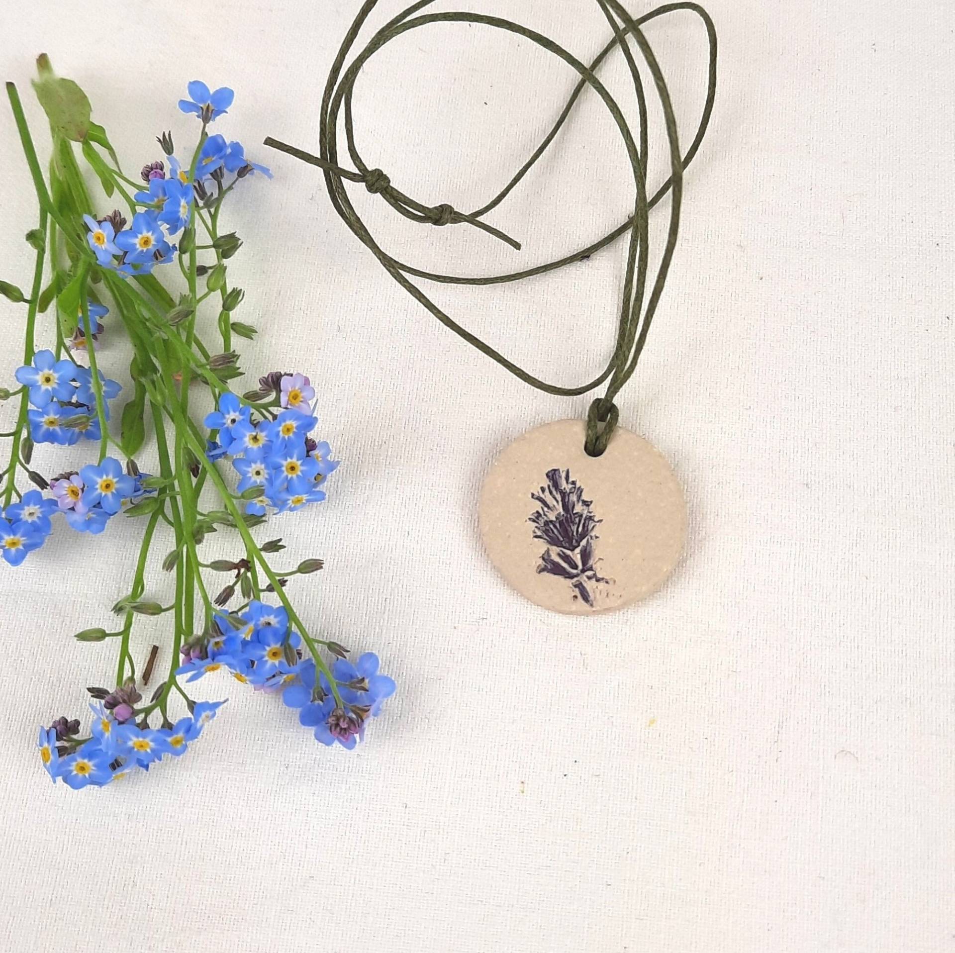 Keramik Kette Lavendel Kettenanhänger Keramik Kette Lavendel Kettenanhänger von Keramikseele