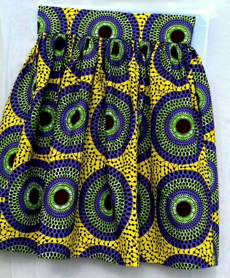 Midi-Hohe Taillenrock Midi-Hohe Taillenrock von KerryAfricandesigns