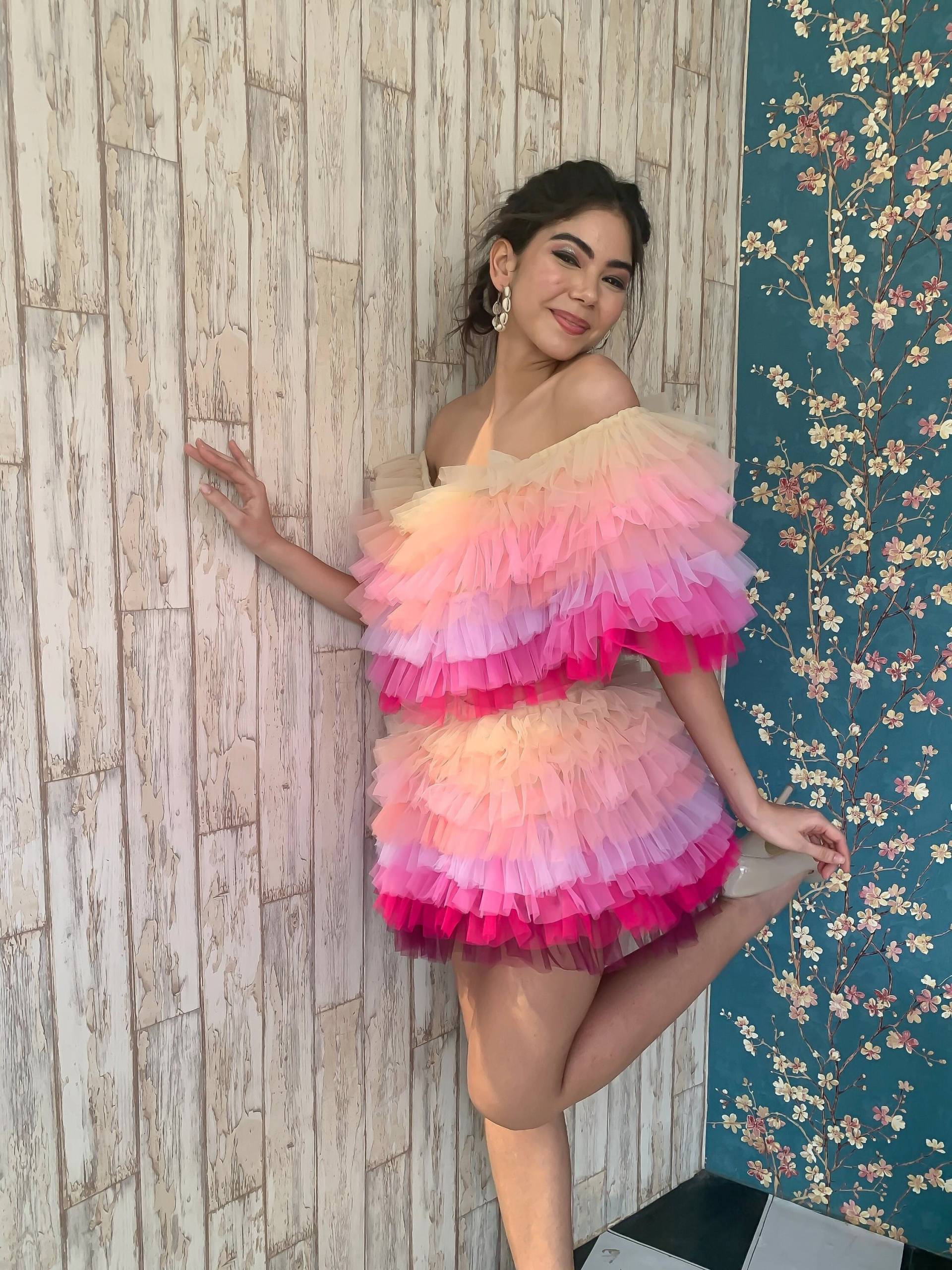 Zuckerwatte Dreams Tüll Wolken Kleid | Tutu Pink Mini Ombre Coachella Outfit Regenbogen Kurzes Abendkleid Prinzessin Kostüm von KerryParkerStore