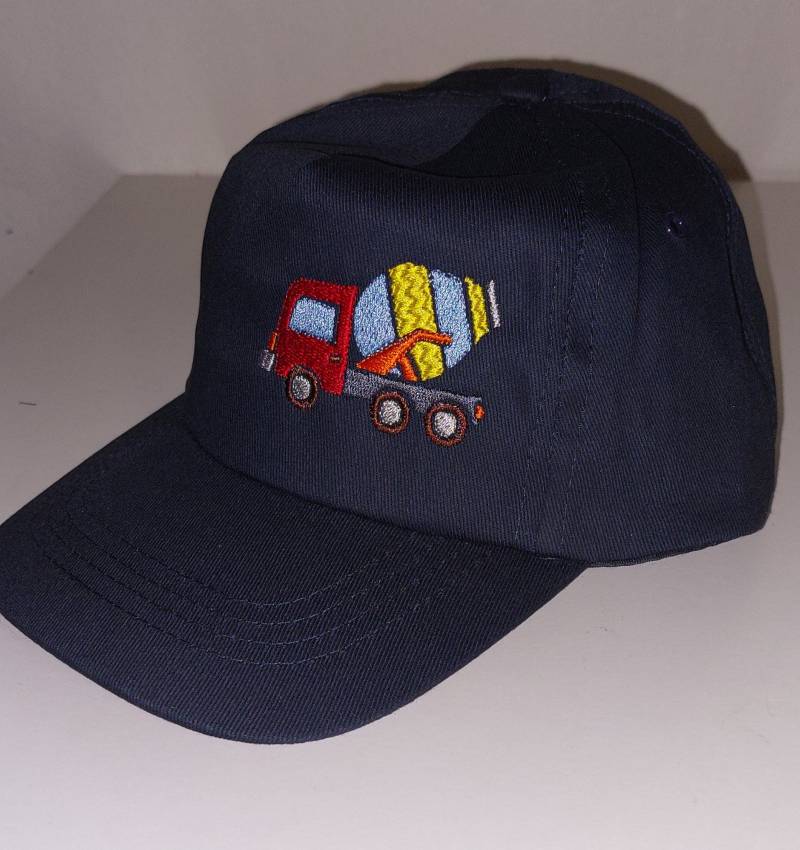 Cap Bestickt Mit Namen Oder Kleinem Motiv Kindercap von KerstinsStickdateien