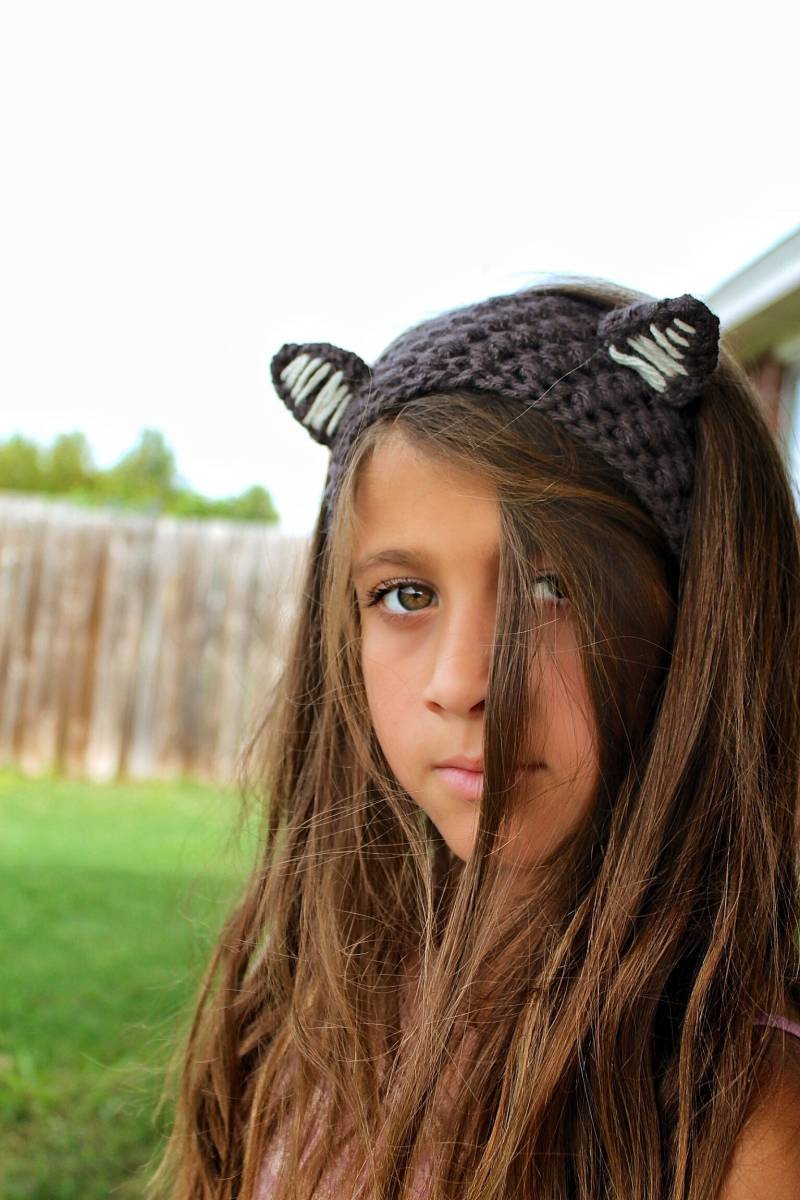 Graues Katzenohren Stirnband/ Wolf Gehäkelte Ohrenwärmer/ Grauer Ohrenwärmer von KerzeisKollection