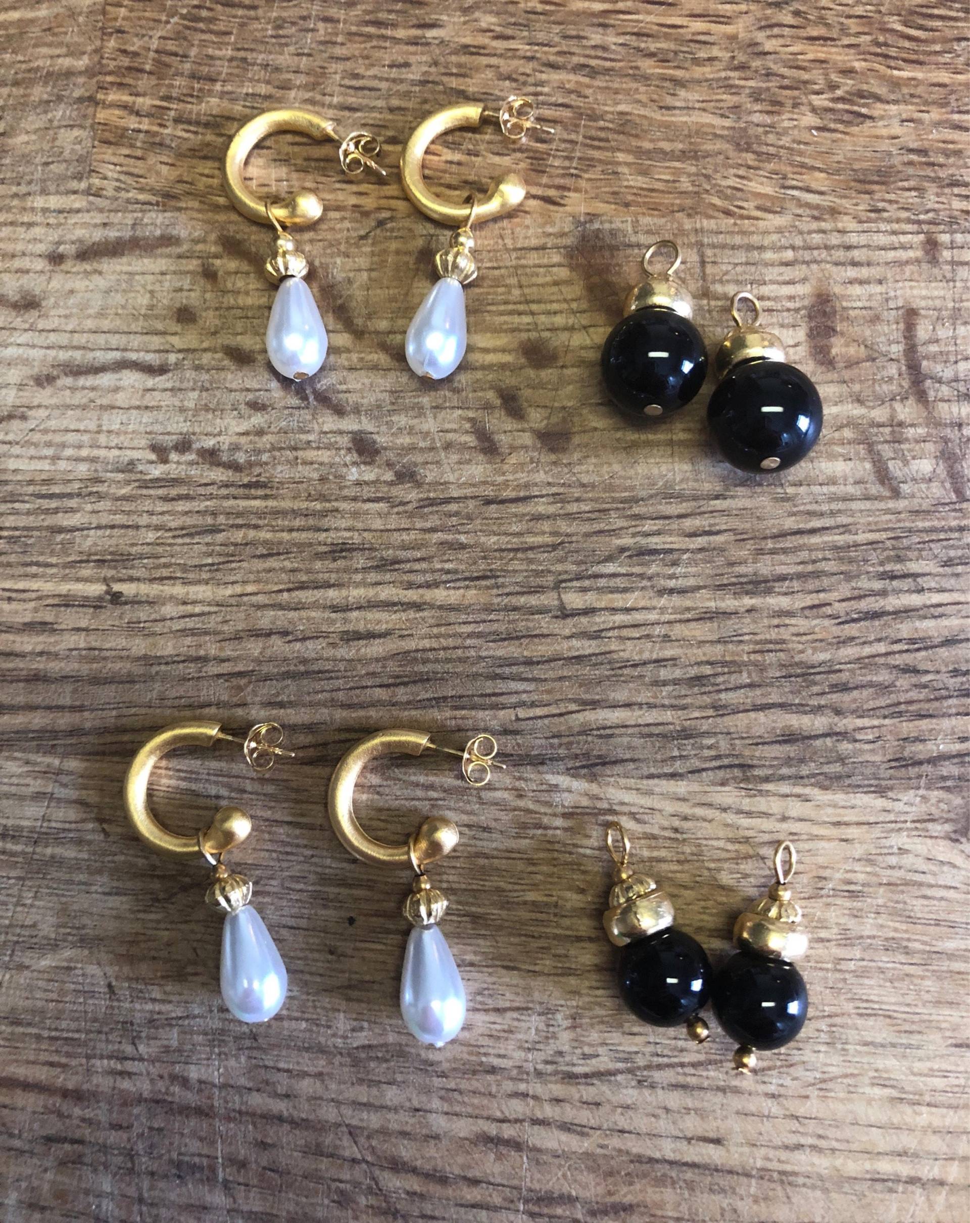 Gold Hoop Und Pearl Teardrop Ohrringe - Austauschbar Onyx von KeskaSaysMake
