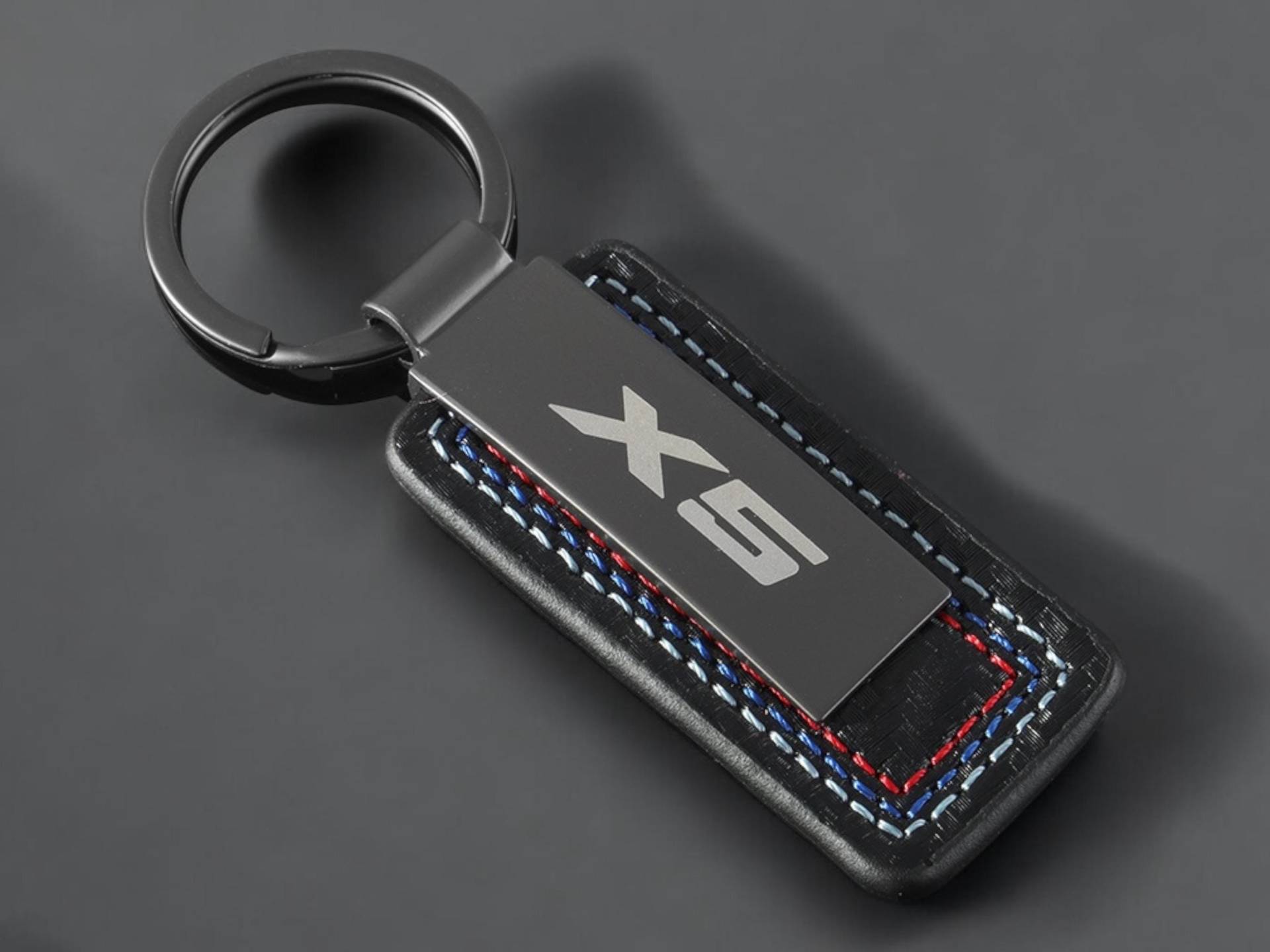 Bmw X5 Schlüsselanhänger in Schwarz Mit Bmw Schriftzug Bmw X5 Schlüsselanhänger in Schwarz Mit Bmw Schriftzug von KeyCraftDE