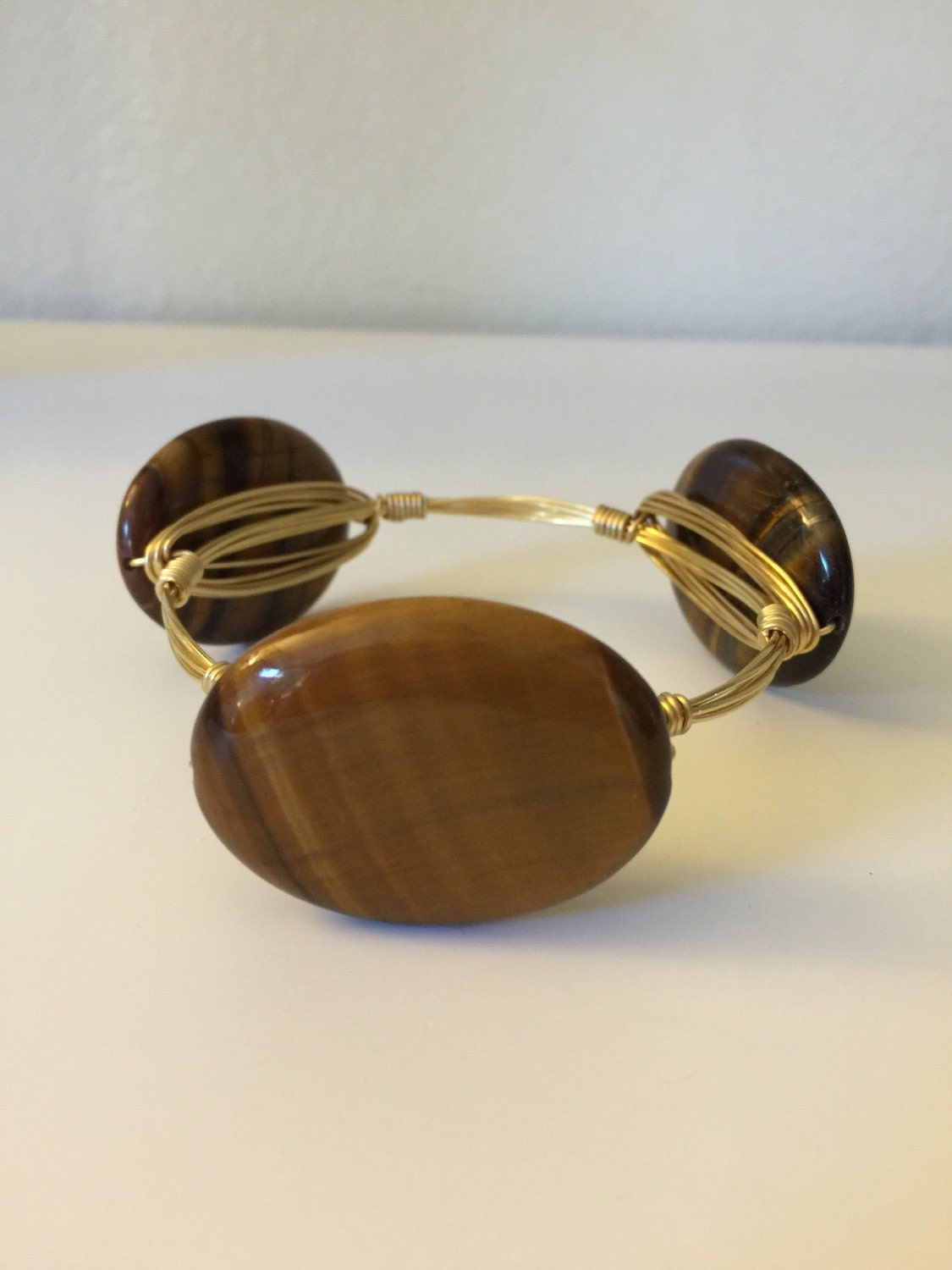 Tiger Eye Gewickelt Armreif Tiger Eye Gewickelt Armreif von KeyLimeJewelryDesign
