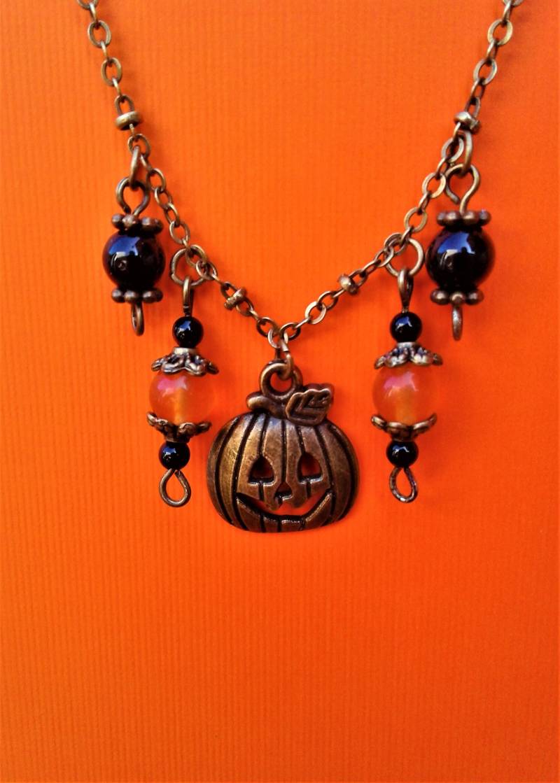 Halloween Halskette Kürbis Herbst Schmuck Antik Bronze Jack O Lantern Charme Naturstein Orange Topaz Schwarze Onxy Achat Edelstein von KeyStarDesigns