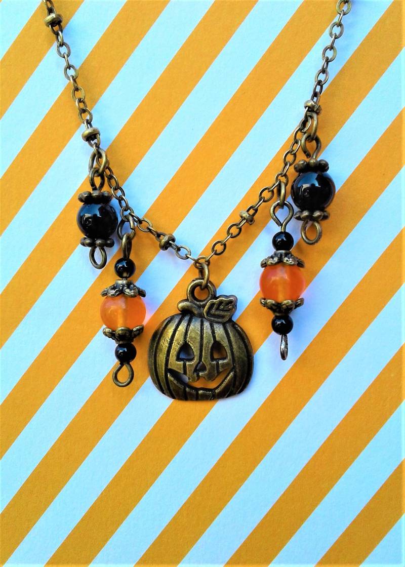 Halloween Halskette Kürbis Herbst Schmuck Antik Bronze Jack O Laterne Charm Natürlicher Edelstein Orange Topas Schwarzer Onxy Achat von KeyStarDesigns