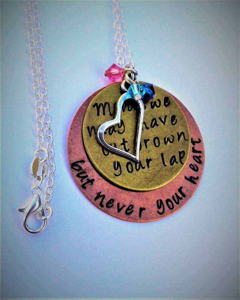 Mutter Charm Halskette Personalisierte Muttertag Customized Mama Schmuck Runde Charme Benutzerdefinierte Familie Geburt Steine Von Hand Gestempelt von KeyStarDesigns