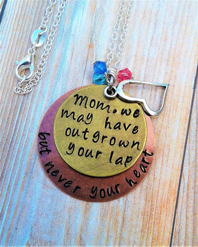 Muttertag Halskette Personalisiert Personalisierte Mama Schmuck Mutter Schoß Charm Benutzerdefinierte Familie Geburtssteine Hand Gestempelt von KeyStarDesigns