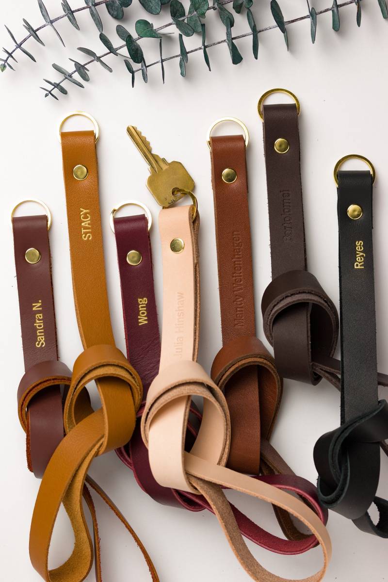 Personalisierte Benutzerdefinierte Leder Lanyard Lehrer Id Halter Schlüsselanhänger Für Frauen Monogramm Schlüssel Mann Geschenk Zum 3 von Keyaiira