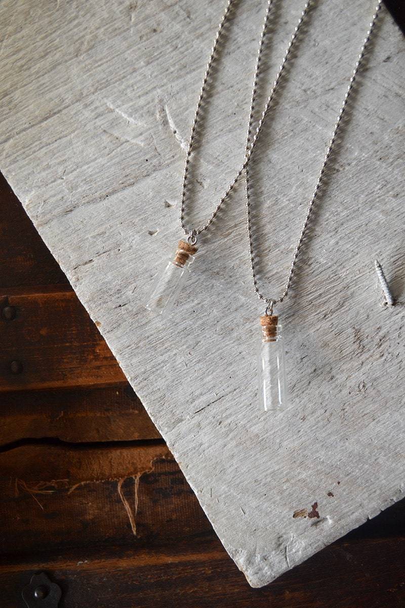 Nachricht in Einer Flasche Halskette - Herren-Halskette Silber-Mini-Flasche Geheime Anpassen, Diese von Keytiques