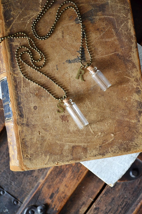 Passen Sie Erste Botle Halskette - Flaschenpost Glasflasche An, Diese von Keytiques