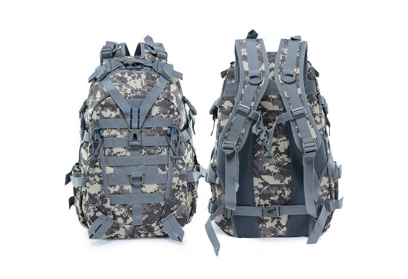Keyura Wanderrucksack 25L Großer Wanderrucksack Tourenrucksack mit Rückenbelüftung (Hergestellt aus strapazierfähigem Polyester, verstärkt, wasserdicht, Maßen 31x16x50cm, ideal für Fitness und Outdoor-Reisen), Perfekt für Wandern, Camping, Jagd, Survival und Outdoor-Aktivitäten von Keyura