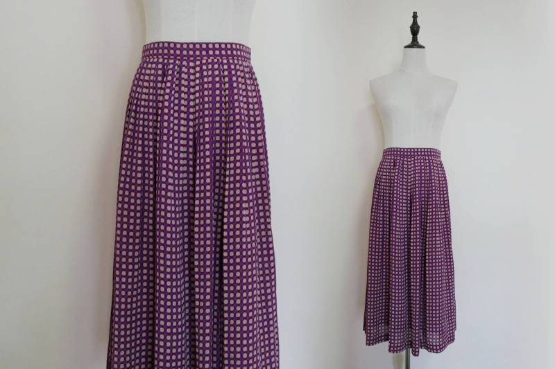 Violett Weiß Gepunkteten Hohe Taille Falten A-Linie Vintage Frauen Midirock von KhunMali1