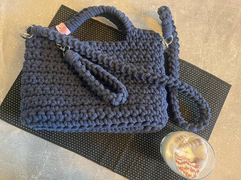 Tasche Maja Handtasche, Umhängetasche, Crochettasche, Gehäkelt, Crossbodytasche, Crossbodybag, Crochet, Handytasche, Bag, Handarbeit Tasche Maja Handtasche, Umhängetasche, Crochettasche, Gehäkelt, Crossbodytasche, Crossbodybag, Crochet, Handytasche, Bag, Handarbeit von KiJaCrochetDesign