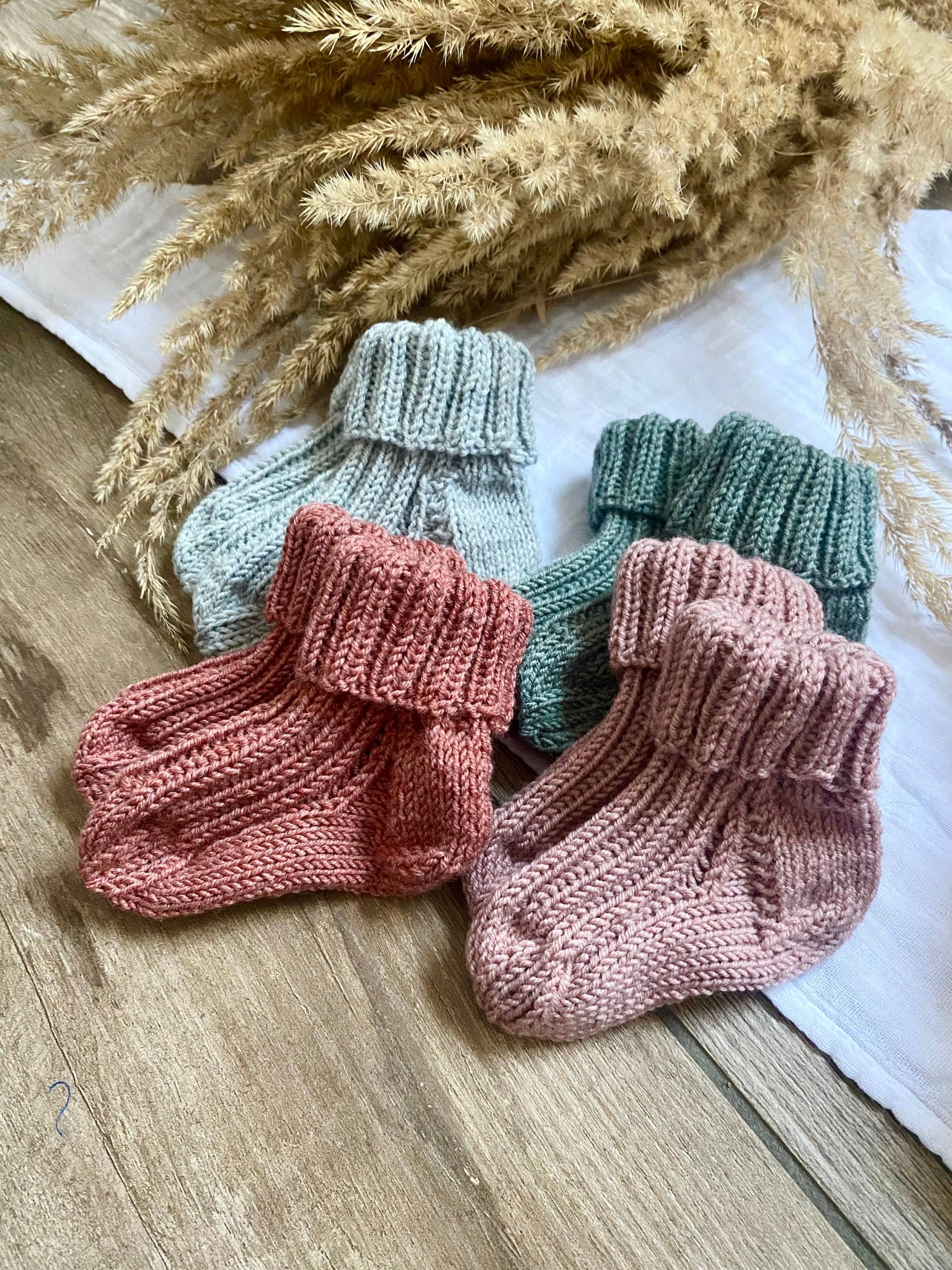 Handgestrickte Babysocken, Gr. 13-15, 17-18, Baby Merino Wolle von KiLiLuNi